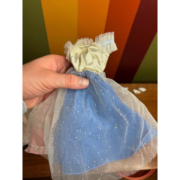 1990s vintage Barbie outfits 3 gowns dresses and assesories clothes collectable - Picture 6 of 6